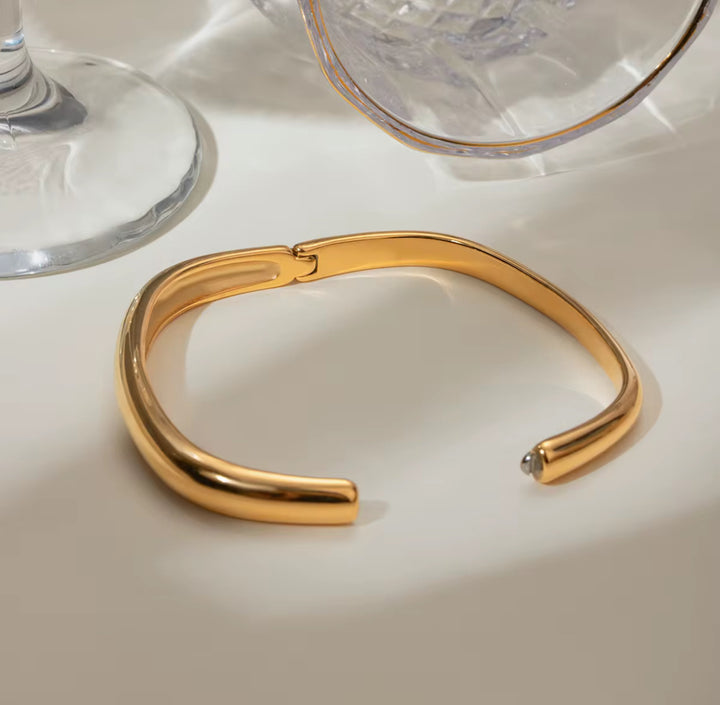 NOA Bangke in Gold offen von TREND Kollektiv