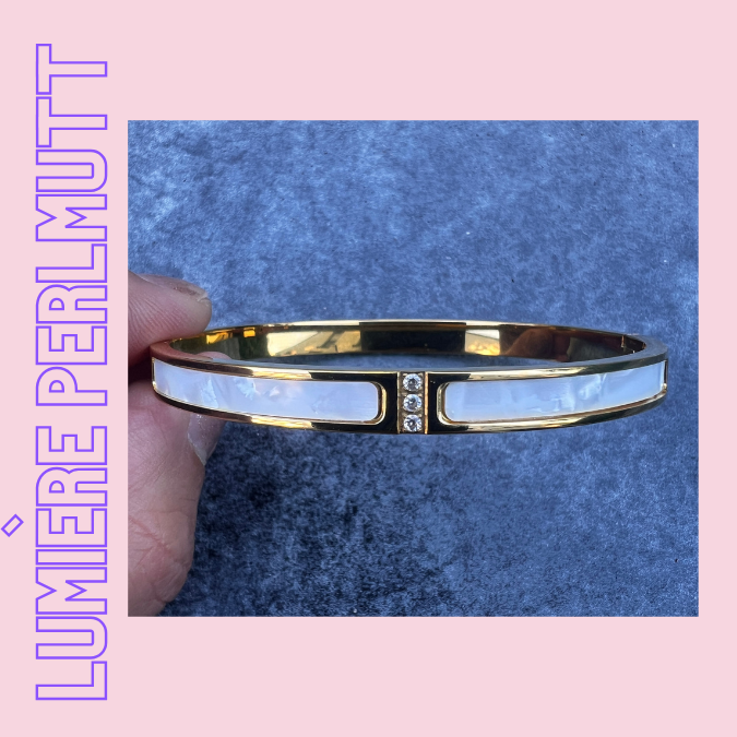 Edler Armreif in Weiß mit Perlmutt-Optik und Zirkonia von TREND Kollektiv