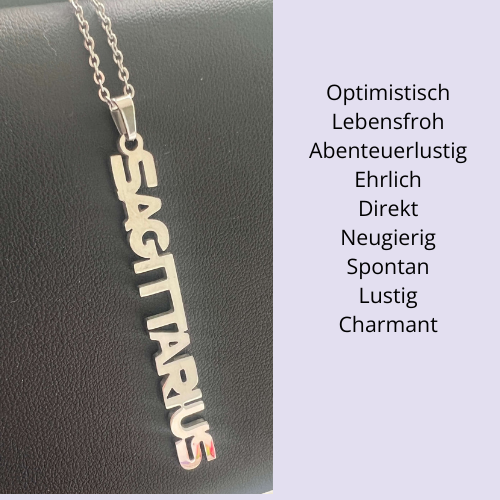 Eine silberne Sternzeichenkette aus Titan-Stahl mit Wortlaut Sagittarius (Schütze) von TREND Kollektiv