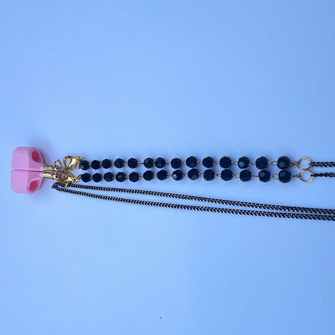 Pinke Vibe Strap Halterung mit tiefschwarzer Gliederkette – Black Muse von TREND Kollektiv, stylisches In-Ear-Accessoire