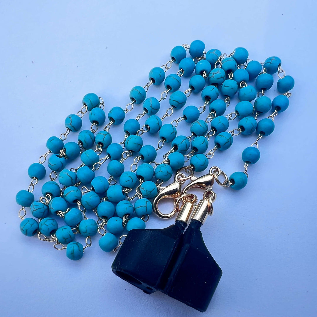 Blacke Vibe Strap Halterung mit türkisfarbenen Marmor-Perlen – Turquoise Marmor von TREND Kollektiv, stylisches In-Ear-Accessoire