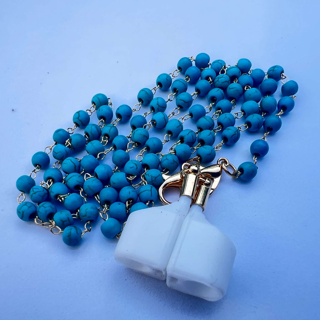 White Vibe Strap Halterung mit türkisfarbenen Marmor-Perlen – Turquoise Marmor von TREND Kollektiv, stylisches In-Ear-Accessoire